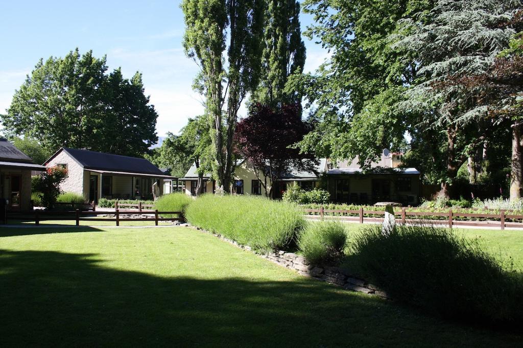 Shades Of Arrowtown Motel Екстериор снимка