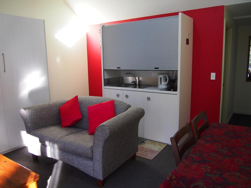 Shades Of Arrowtown Motel Екстериор снимка